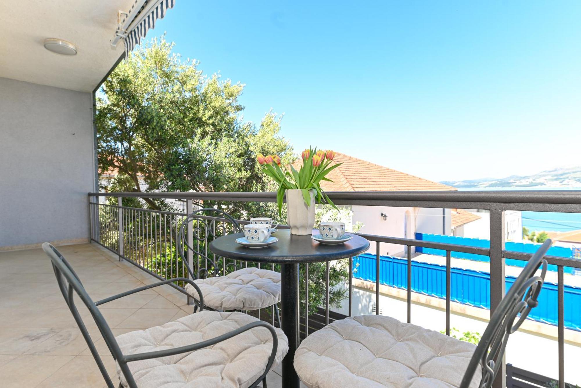 Villa Costa Blu With Pool By The Sea Trogir Exteriér fotografie